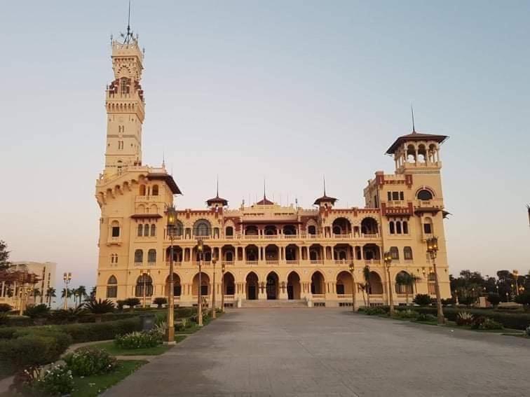 Sea & Garden View At Al-Muntazh Towers - إطلاله علي البحر و حدائق قصر المنتزه Διαμέρισμα Αλεξάνδρεια Εξωτερικό φωτογραφία